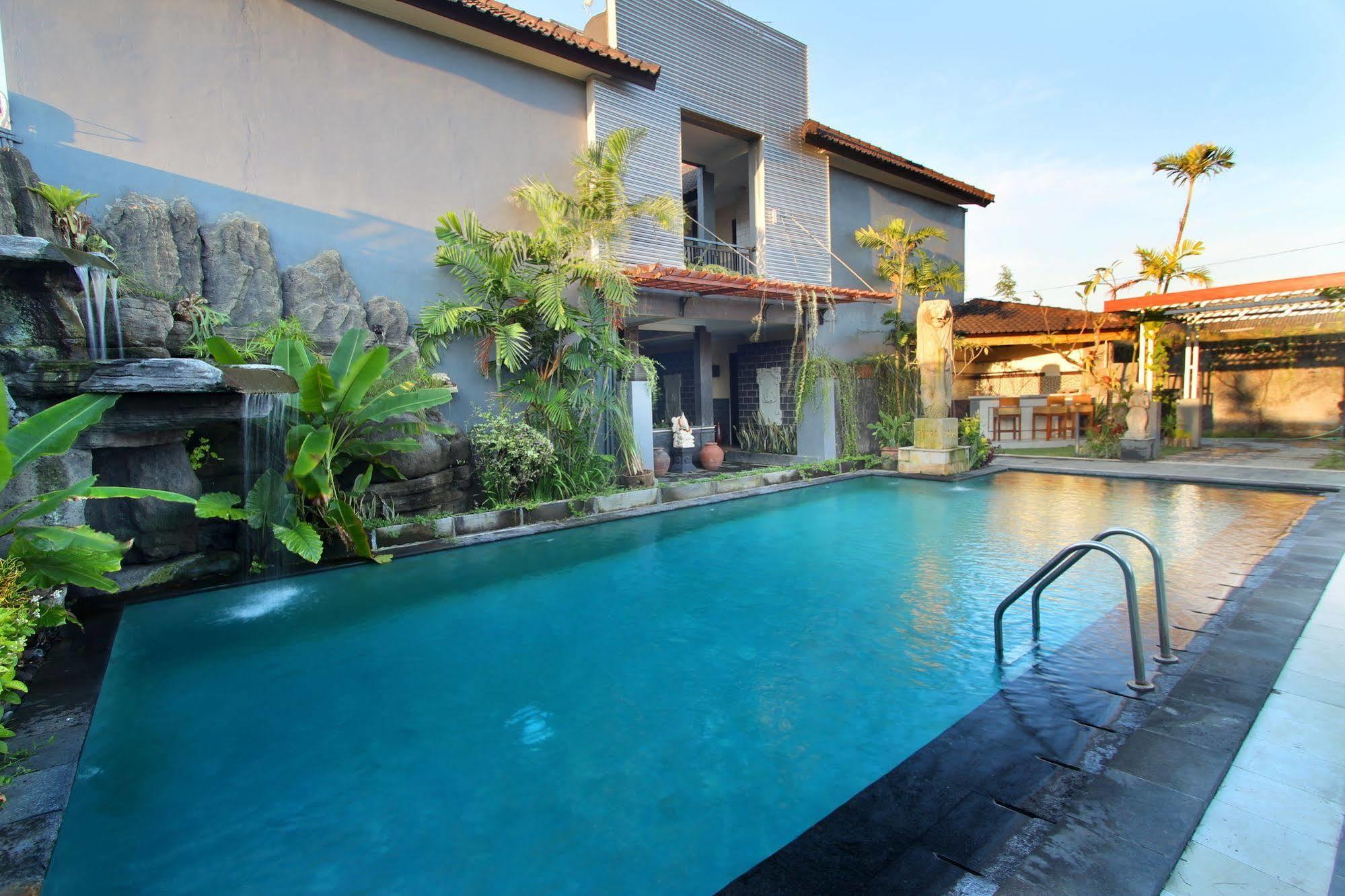 Jimbaran Lestari Hotel & Residence - Spa Esterno foto